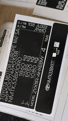 Toyota 1 windscreen 1 door label 7 strip labels